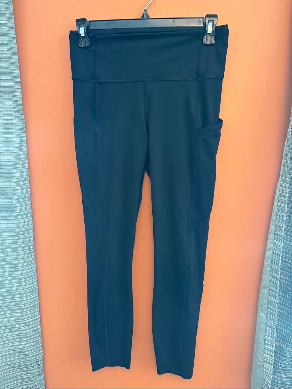 Lululemon High-Waist Black Active Pocket Leggings - Women
